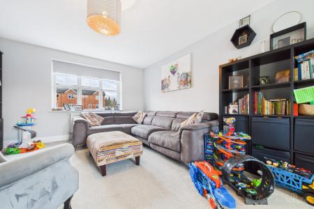 3 bedroom End of terrace house for sale in Mill View, Barton-upon-Humber, North Lincolnshire, DN18