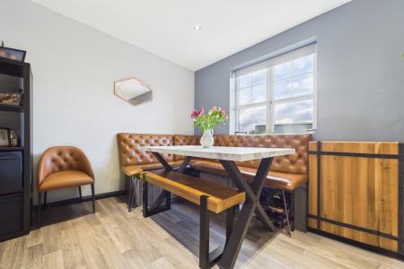 3 bedroom End of terrace house for sale in Mill View, Barton-upon-Humber, North Lincolnshire, DN18