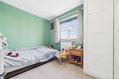 3 bedroom End of terrace house for sale in Mill View, Barton-upon-Humber, North Lincolnshire, DN18