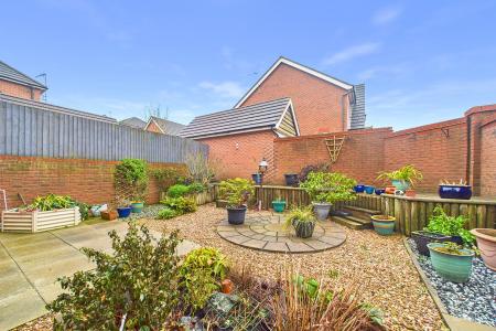 3 bedroom Detached house for sale in Clipson Crest, Barton-upon-Humber, North Lincolnshire, DN18