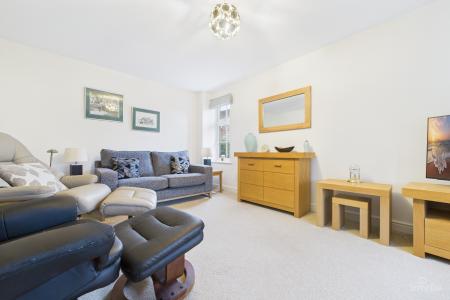 3 bedroom Detached house for sale in Clipson Crest, Barton-upon-Humber, North Lincolnshire, DN18