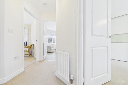 3 bedroom Detached house for sale in Clipson Crest, Barton-upon-Humber, North Lincolnshire, DN18