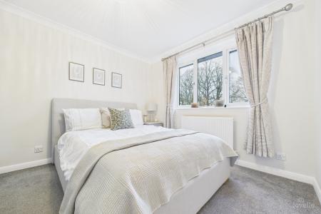 3 bedroom Semi-detached house for sale in Simpson Close, Barrow-upon-Humber, North Lincolnshire, DN19