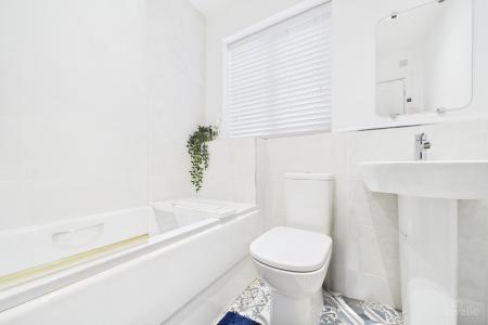 3 bedroom Terraced House for sale in Minerva Walk, Barton-upon-Humber, North Lincolnshire, DN18