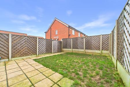 3 bedroom Terraced House for sale in Minerva Walk, Barton-upon-Humber, North Lincolnshire, DN18