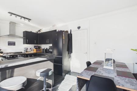 3 bedroom Link detached house for sale in Manilla Lane, Barton-upon-Humber, North Lincolnshire, DN18