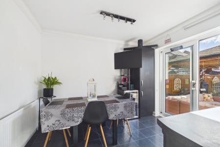 3 bedroom Link detached house for sale in Manilla Lane, Barton-upon-Humber, North Lincolnshire, DN18