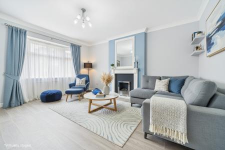 3 bedroom Link detached house for sale in Manilla Lane, Barton-upon-Humber, North Lincolnshire, DN18