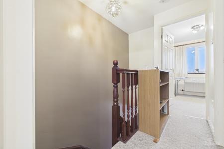 2 bedroom Semi-detached house for sale in Hawthorne Close, Winterton, North Lincolnshire, DN15