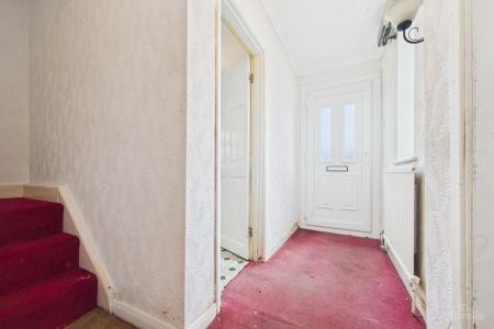 3 bedroom Semi-detached house for sale in Barrow Road, New Holland, North Lincolnshire, DN19