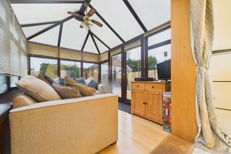 3 bedroom Semi-detached house for sale in Walker Drive, Winterton, North Lincolnshire, DN15