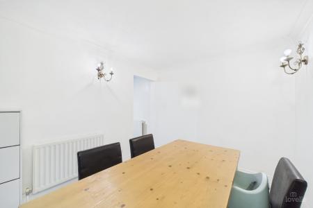 3 bedroom Semi-detached house for sale in Walker Drive, Winterton, North Lincolnshire, DN15