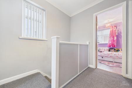 3 bedroom Semi-detached house for sale in Overton Court, Barton-upon-Humber, North Lincolnshire, DN18