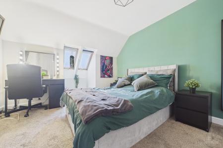3 bedroom Semi-detached house for sale in Canberra View, Barton-upon-Humber, North Lincolnshire, DN18