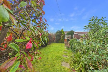 3 bedroom End of terrace house for sale in Castledyke West, Barton-upon-Humber, North Lincolnshire, DN18