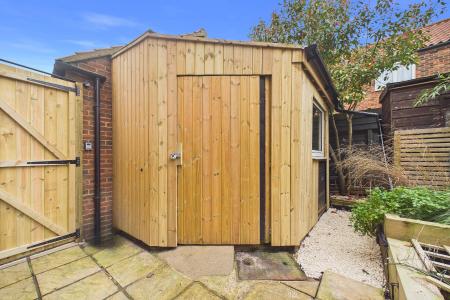 3 bedroom Detached house for sale in Church Side, Goxhill, North Lincolnshire, DN19