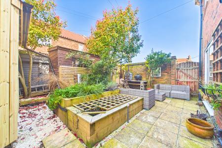 3 bedroom Detached house for sale in Church Side, Goxhill, North Lincolnshire, DN19