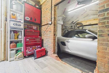 3 bedroom Detached house for sale in Church Side, Goxhill, North Lincolnshire, DN19