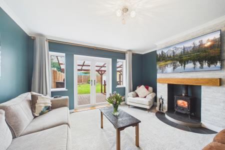 3 bedroom Semi-detached house for sale in Abbeygarth Villas Thorn Lane, Goxhill, North Lincolnshire, DN19