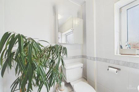 3 bedroom Semi-detached house for sale in Thorn Lane, Goxhill, North Lincolnshire, DN19