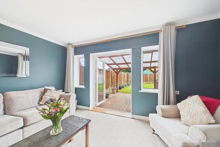 3 bedroom Semi-detached house for sale in Thorn Lane, Goxhill, North Lincolnshire, DN19