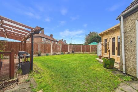 3 bedroom Semi-detached house for sale in Abbeygarth Villas Thorn Lane, Goxhill, North Lincolnshire, DN19