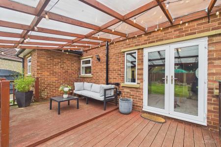 3 bedroom Semi-detached house for sale in Abbeygarth Villas Thorn Lane, Goxhill, North Lincolnshire, DN19