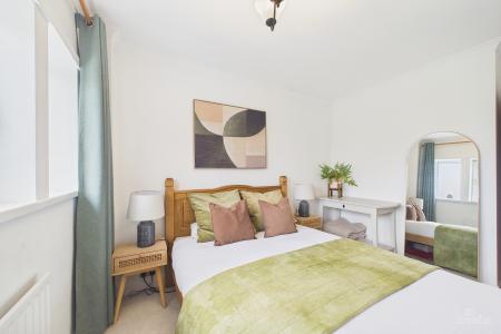 3 bedroom Semi-detached house for sale in Thorn Lane, Goxhill, North Lincolnshire, DN19