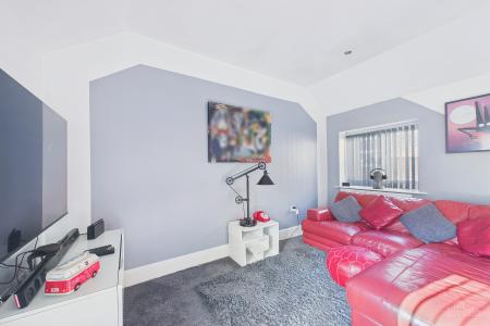 1 bedroom End of terrace house for sale in Anchor Village, Pasture Road, Barton-upon-Humber, North Lincolnshire, DN18