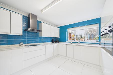 4 bedroom Detached house for sale in Evergreen Close, Goxhill, North Lincolnshire, DN19