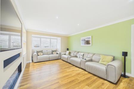 4 bedroom Detached house for sale in Evergreen Close, Goxhill, North Lincolnshire, DN19