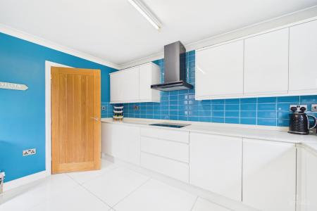 4 bedroom Detached house for sale in Evergreen Close, Goxhill, North Lincolnshire, DN19