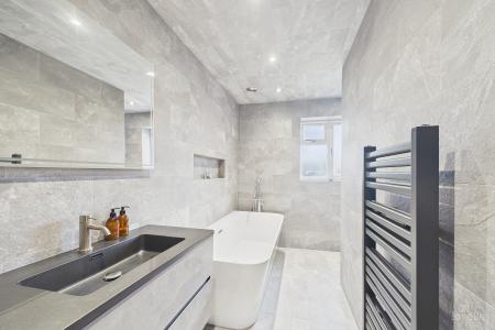 4 bedroom Detached house for sale in Evergreen Close, Goxhill, North Lincolnshire, DN19