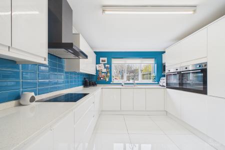 4 bedroom Detached house for sale in Evergreen Close, Goxhill, North Lincolnshire, DN19