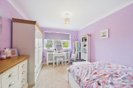 4 bedroom Detached house for sale in Evergreen Close, Goxhill, North Lincolnshire, DN19