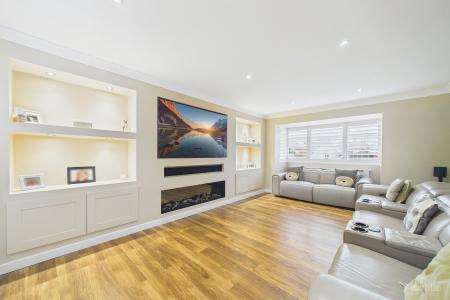 4 bedroom Detached house for sale in Evergreen Close, Goxhill, North Lincolnshire, DN19