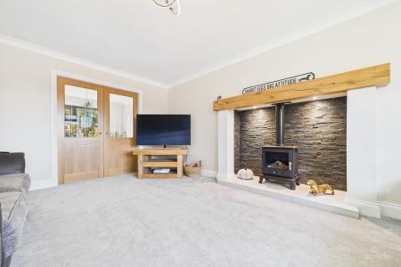 4 bedroom Detached house for sale in Wolsey Drive, Barrow-upon-Humber, North Lincolnshire, DN19