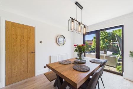 4 bedroom Detached house for sale in Wolsey Drive, Barrow-upon-Humber, North Lincolnshire, DN19