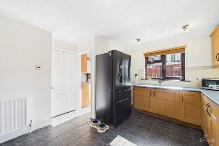 4 bedroom Detached house for sale in Wolsey Drive, Barrow-upon-Humber, North Lincolnshire, DN19