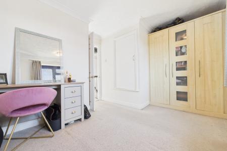 4 bedroom Detached house for sale in Wolsey Drive, Barrow-upon-Humber, North Lincolnshire, DN19