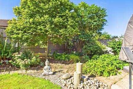 4 bedroom Detached house for sale in Wolsey Drive, Barrow-upon-Humber, North Lincolnshire, DN19