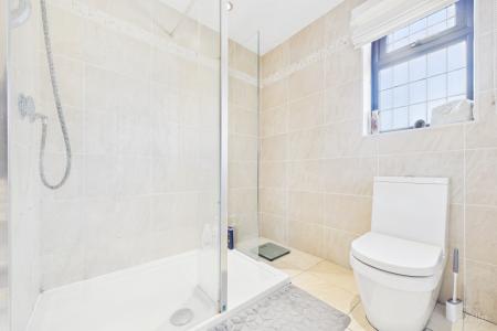 4 bedroom Detached house for sale in Wolsey Drive, Barrow-upon-Humber, North Lincolnshire, DN19