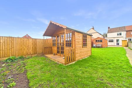 2 bedroom Semi-detached house for sale in Low Street, South Ferriby, North Lincolnshire, DN18