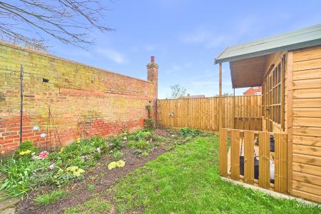 2 bedroom Semi-detached house for sale in Low Street, South Ferriby, North Lincolnshire, DN18