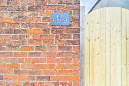 2 bedroom Semi-detached house for sale in Low Street, South Ferriby, North Lincolnshire, DN18