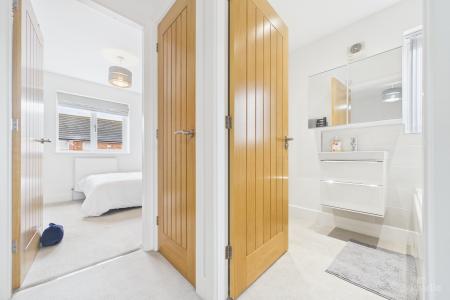 2 bedroom Semi-detached house for sale in Bayleaf Lane, Barton-upon-Humber, North Lincolnshire, DN18