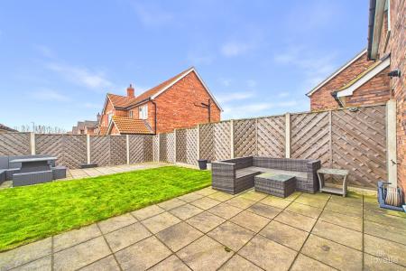2 bedroom Semi-detached house for sale in Bayleaf Lane, Barton-upon-Humber, North Lincolnshire, DN18