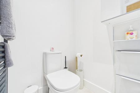 2 bedroom Semi-detached house for sale in Bayleaf Lane, Barton-upon-Humber, North Lincolnshire, DN18