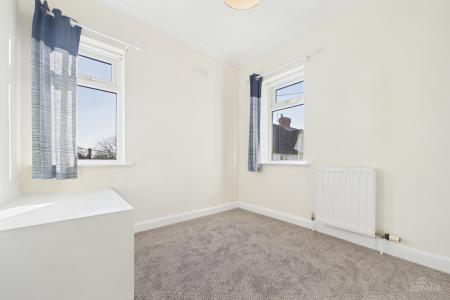 3 bedroom Semi-detached house for sale in Tofts Road, Barton-upon-Humber, North Lincolnshire, DN18