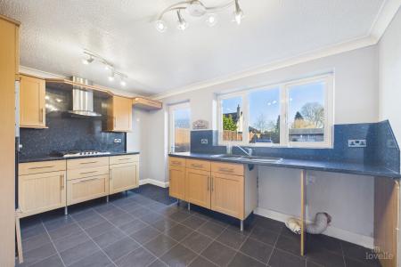 2 bedroom Terraced House for sale in Forge Crescent, Ulceby, North Lincolnshire, DN39